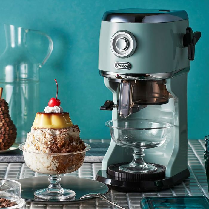 【新品未使用】ラドンナ Toffy 電動ふわふわかき氷器 K-IS12-PA ラドンナ、無段階調整が可能な「Toffy 電動ふわふわかき氷器」に新色